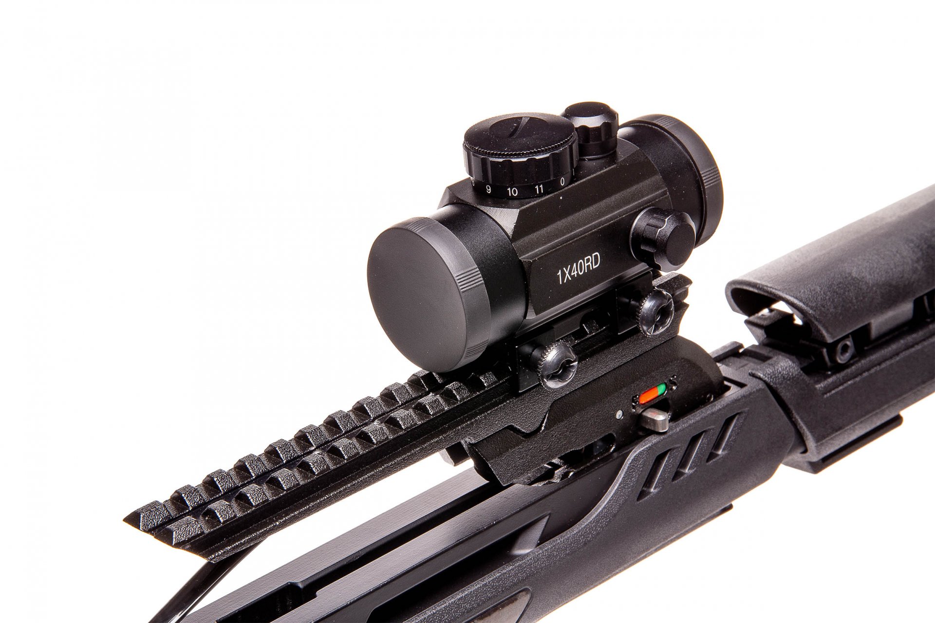 Kuše Beast Hunter JAG2 PRO 175LB černá