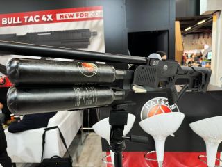 Jak se Vám líbí model Hatsan Blitz Mevzi IV ~ Full Auto? 🚀 Tento model jsme měli možnost vidět naživo na veletrhu IWA, kde...